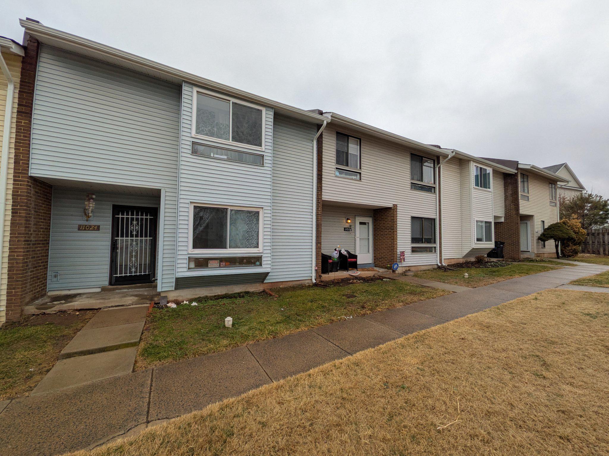 COVERSTONE SQUARE - Residential