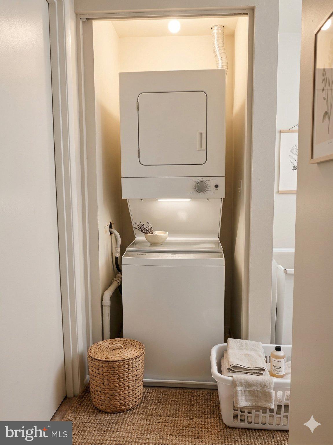 COVERSTONE SQUARE - Residential