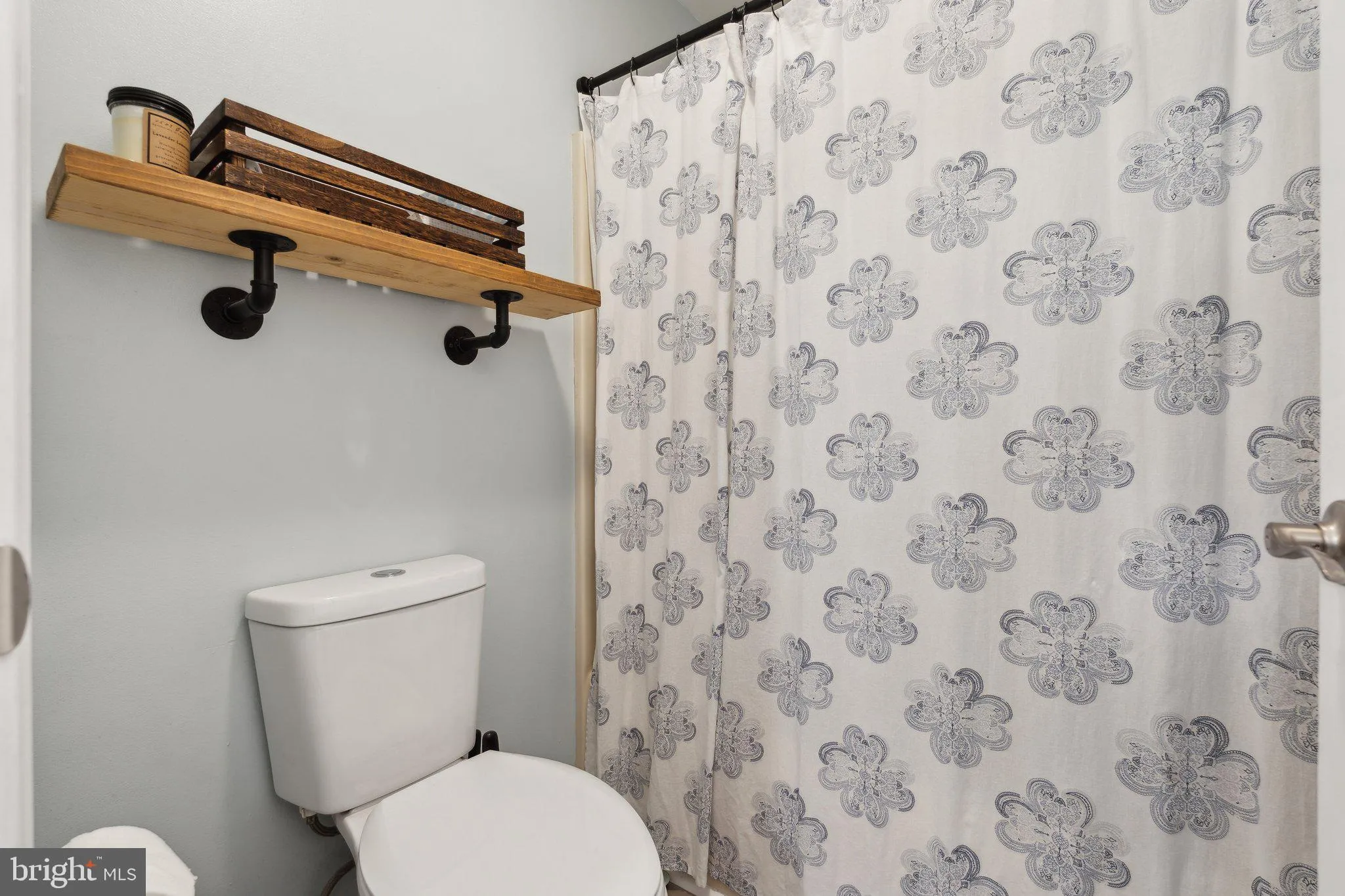 Middle River, Maryland 21220, United States, 3 Bedrooms Bedrooms, ,2 BathroomsBathrooms,Residential,Pending,132299