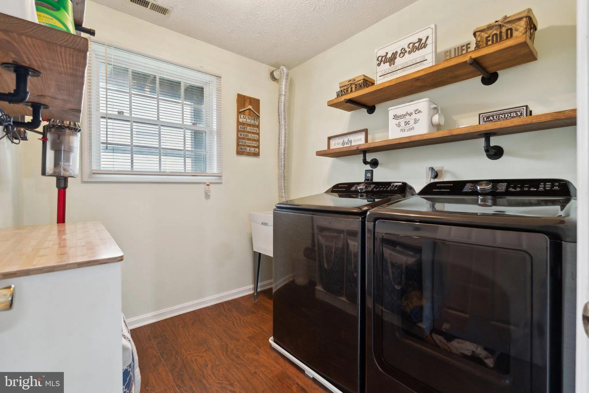 Middle River, Maryland 21220, United States, 3 Bedrooms Bedrooms, ,2 BathroomsBathrooms,Residential,Pending,132299