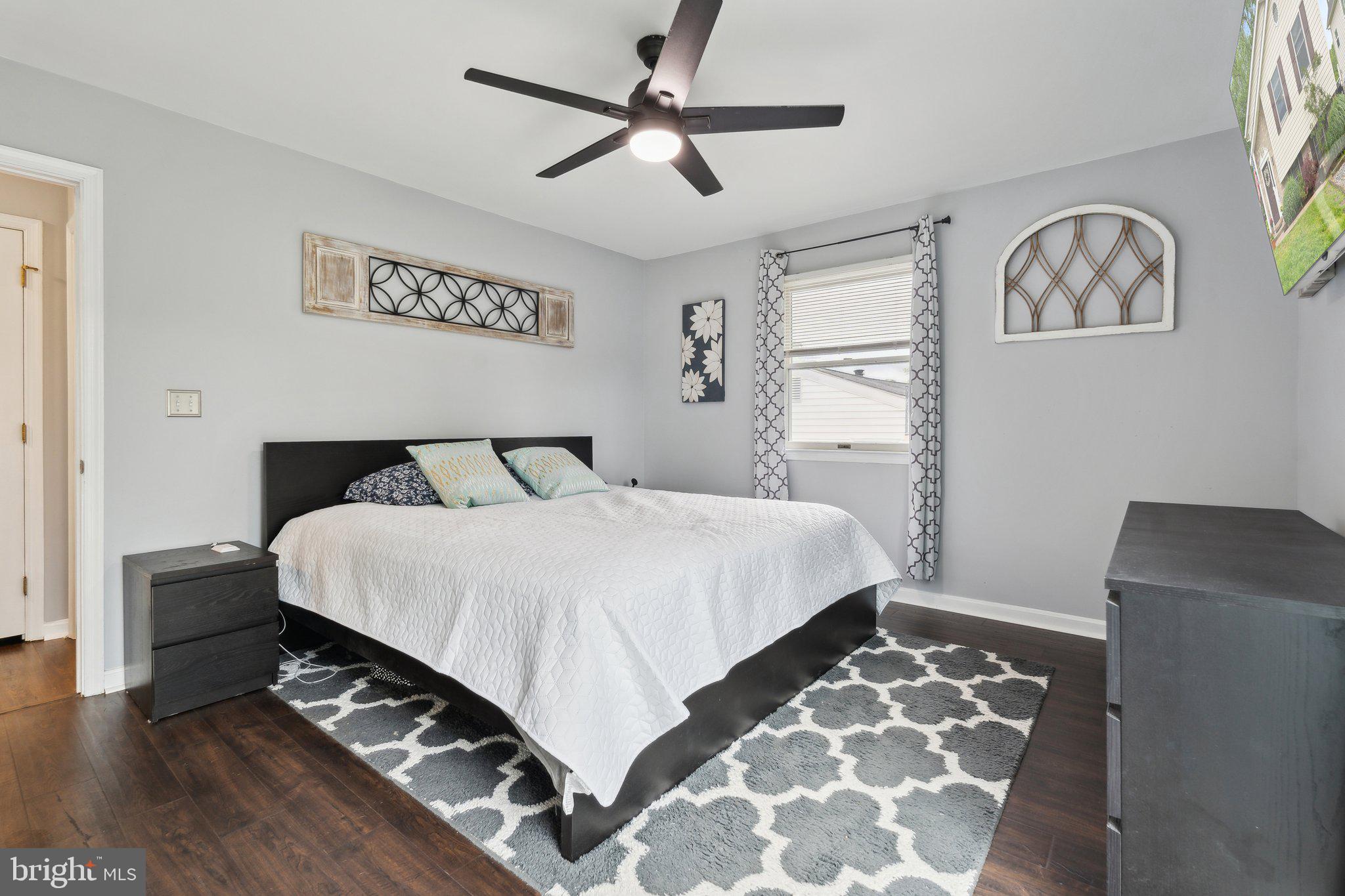 OLIVER BEACH - Residential