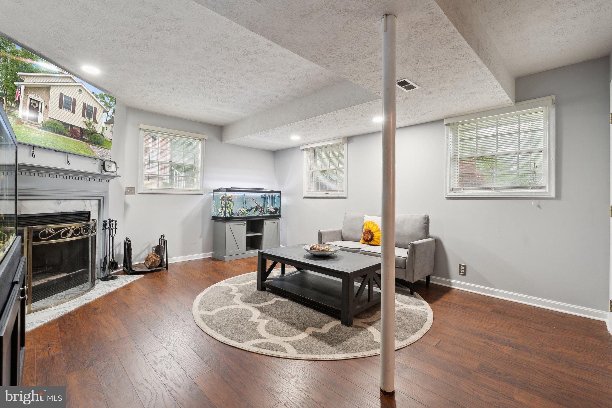 OLIVER BEACH - Residential