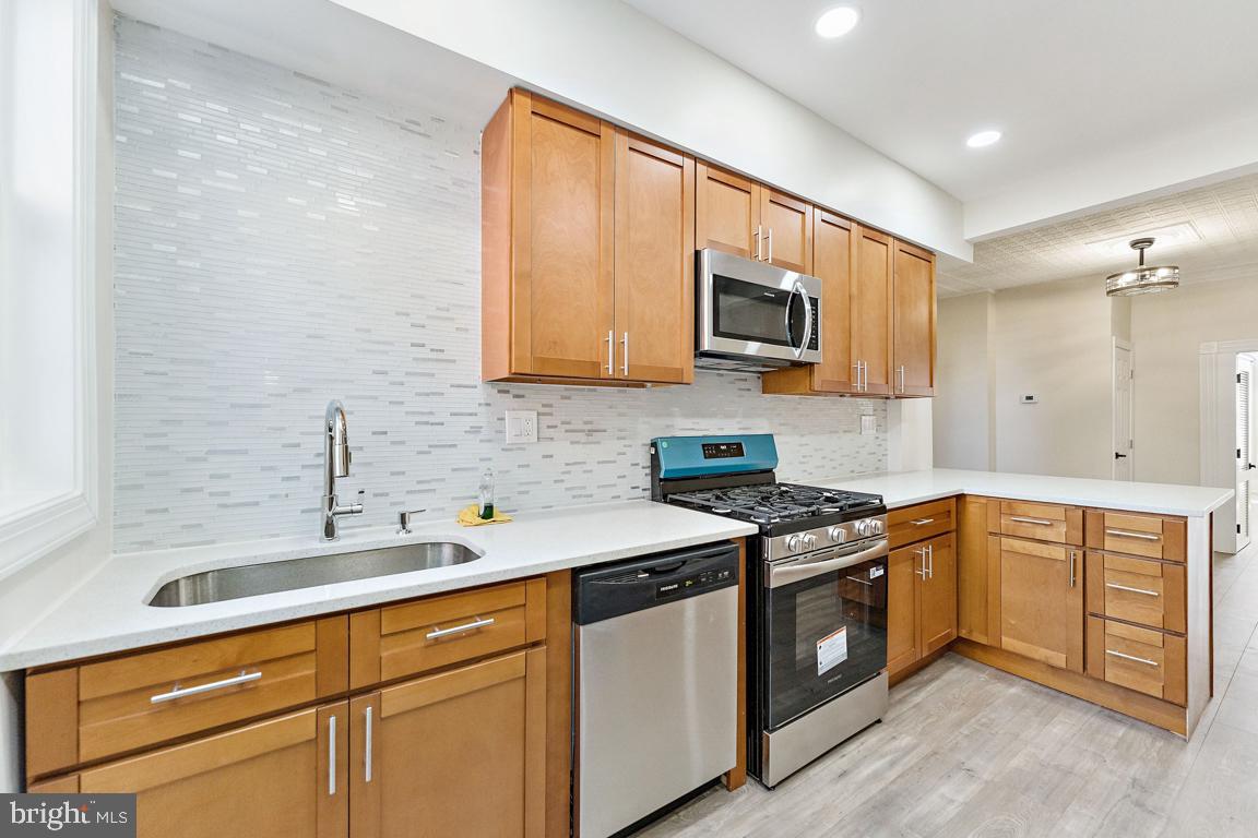 CLIFTON PARK - Residential