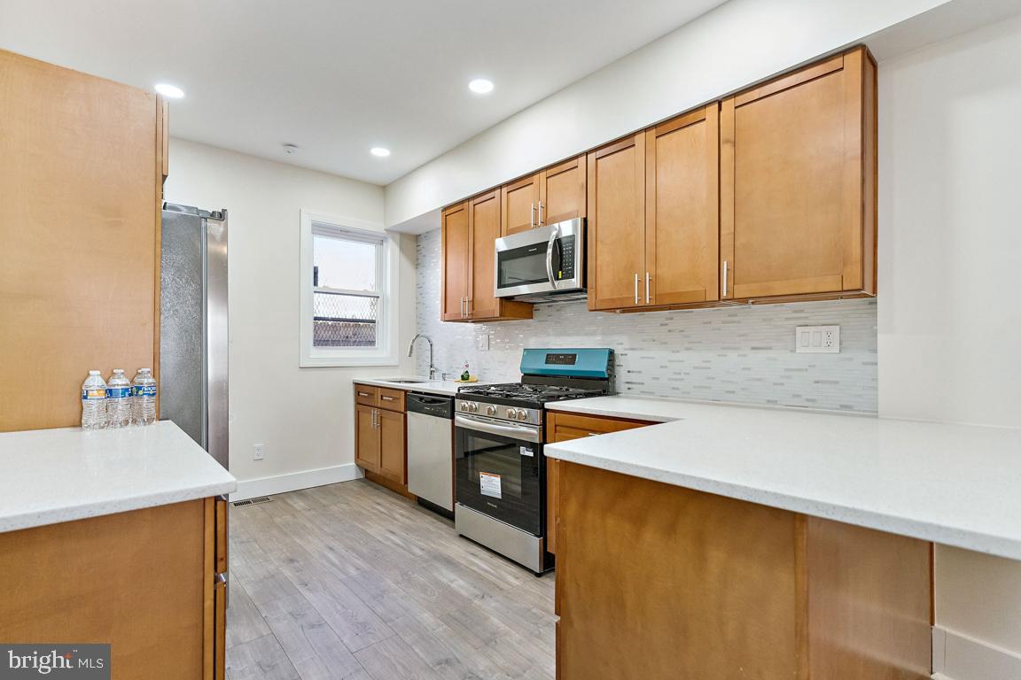 CLIFTON PARK - Residential