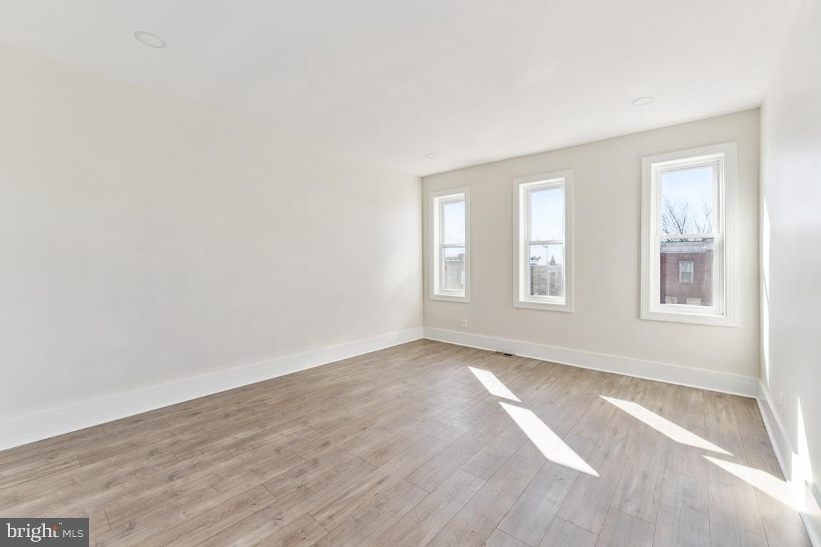 CLIFTON PARK - Residential