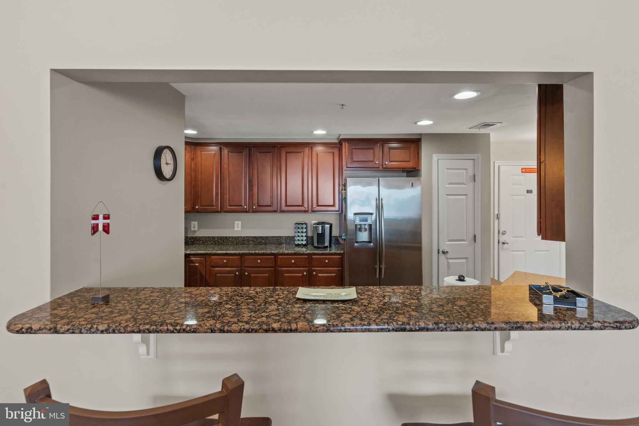 COBBLESTONE SQUARE - Residential