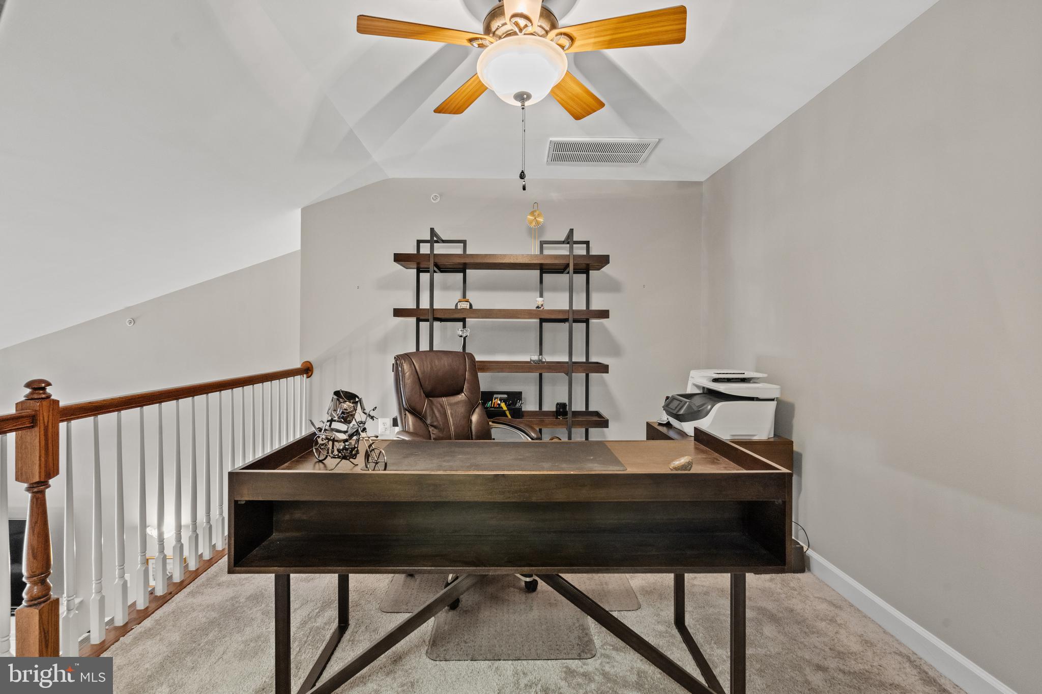 COBBLESTONE SQUARE - Residential