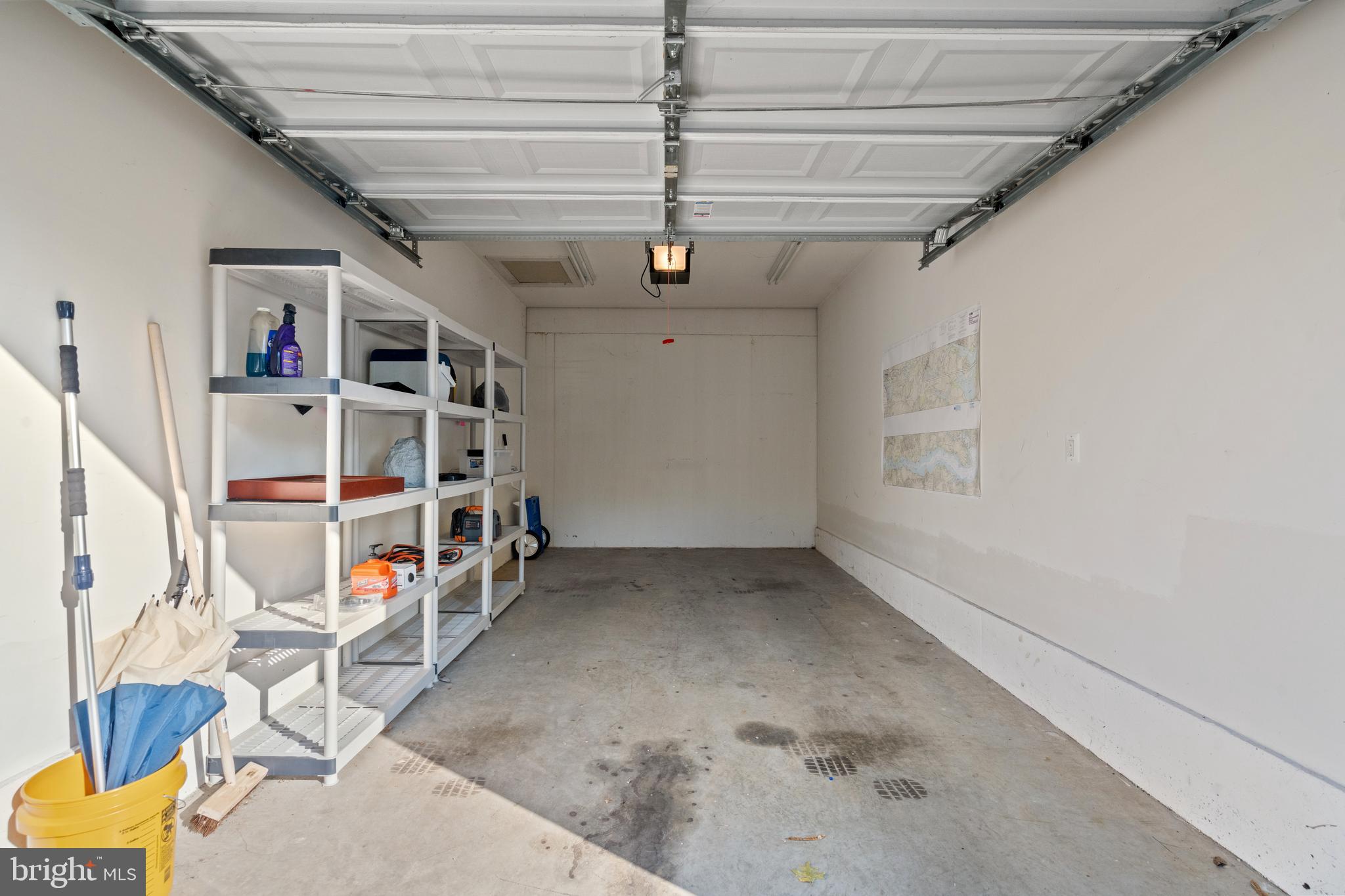 COBBLESTONE SQUARE - Residential