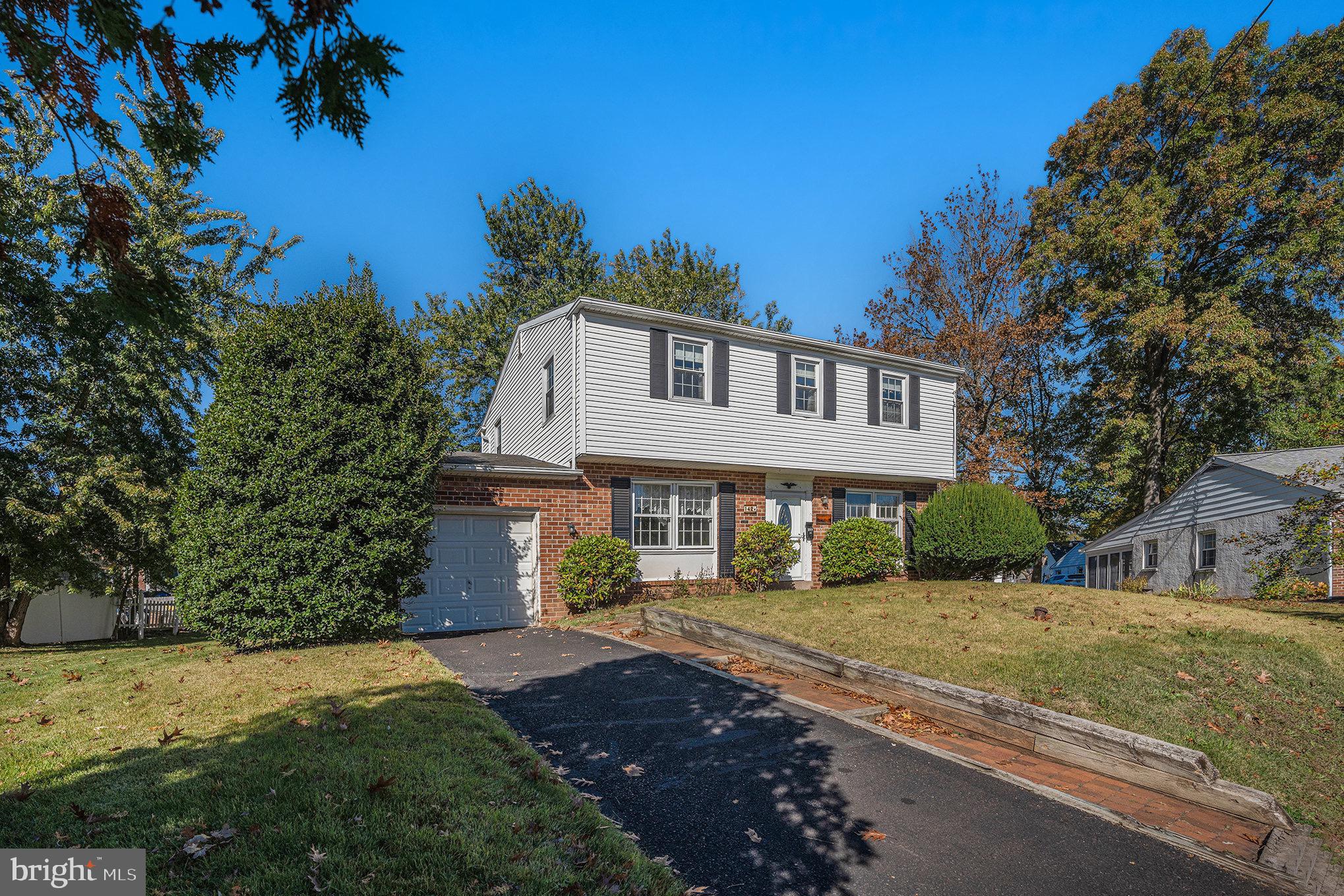 142 ORCHARD LANE
