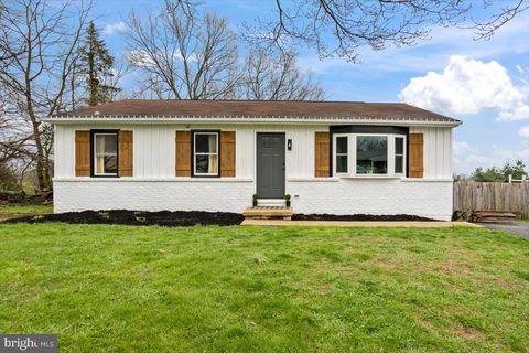 464 W RIDGE ROAD ELIZABETHTOWN PA 17022