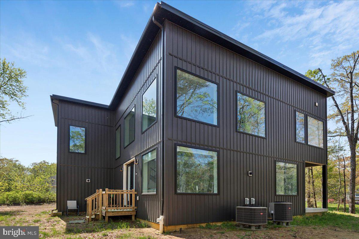 ARUNDEL ON THE BAY - Residential