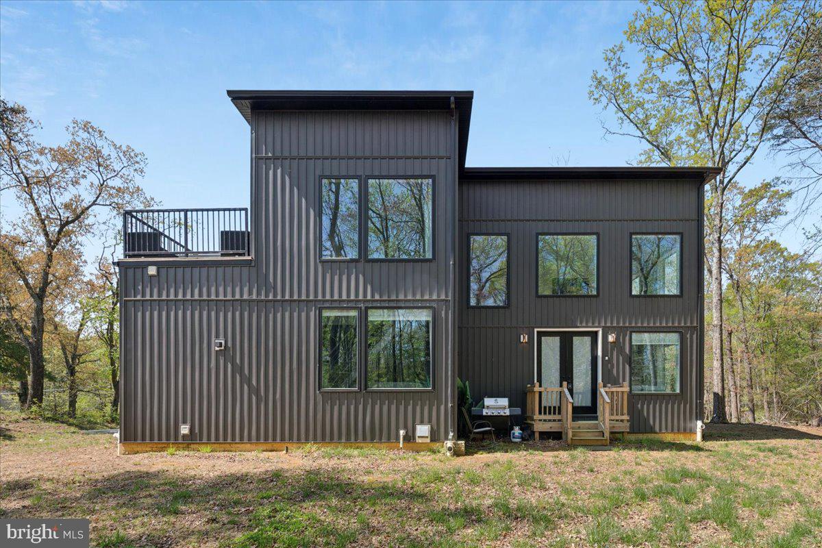 ARUNDEL ON THE BAY - Residential