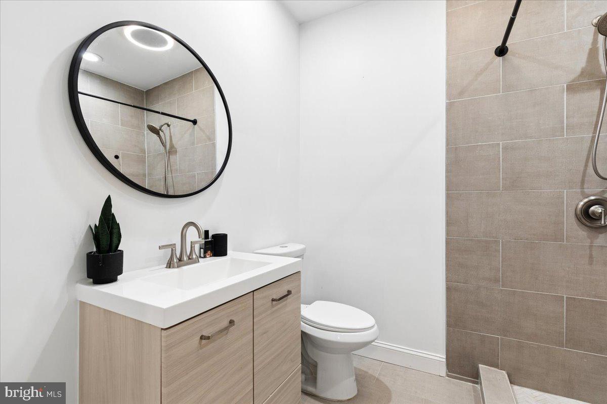 ARUNDEL ON THE BAY - Residential