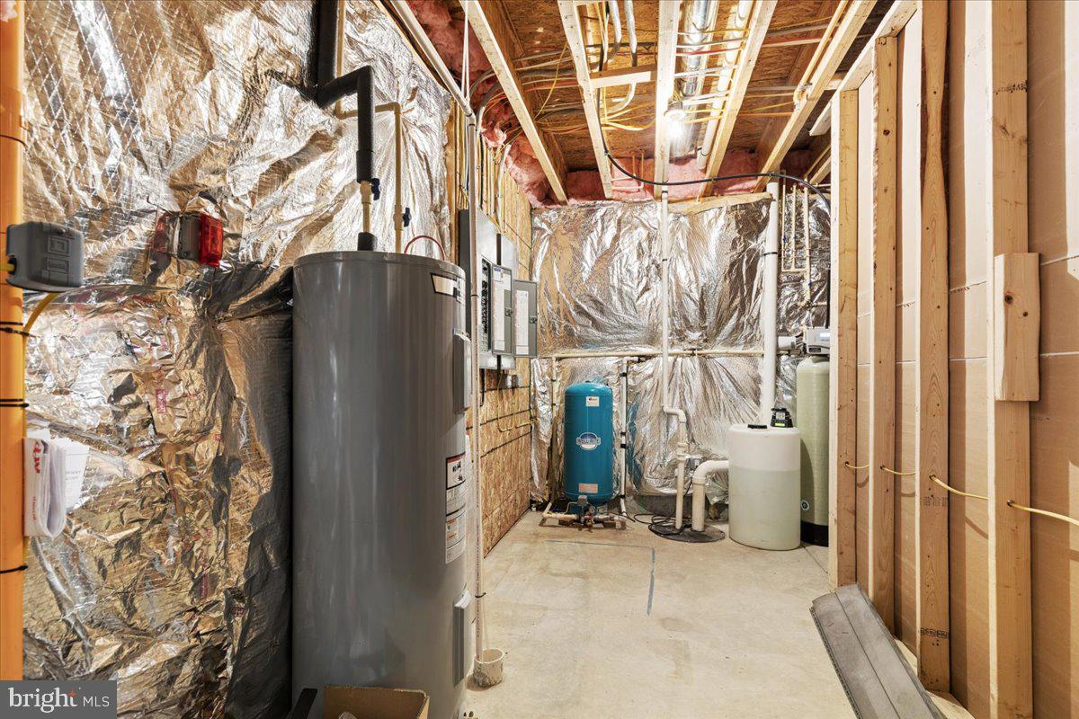 ARUNDEL ON THE BAY - Residential