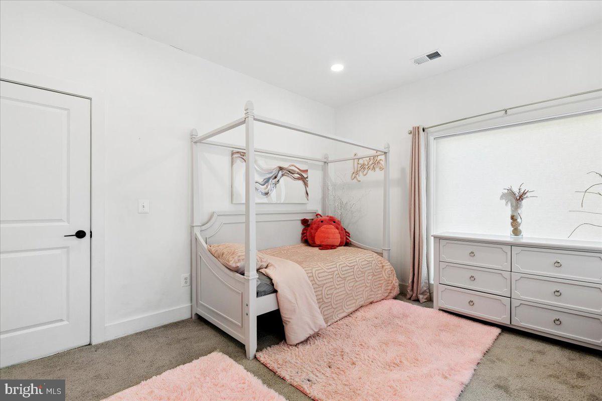 ARUNDEL ON THE BAY - Residential