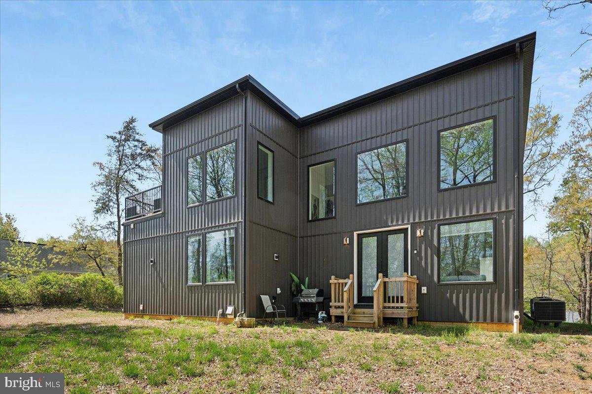 ARUNDEL ON THE BAY - Residential