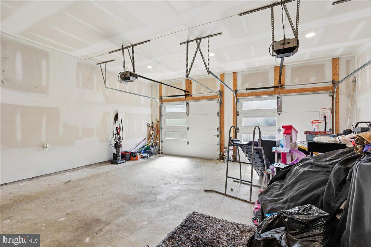 ARUNDEL ON THE BAY - Residential