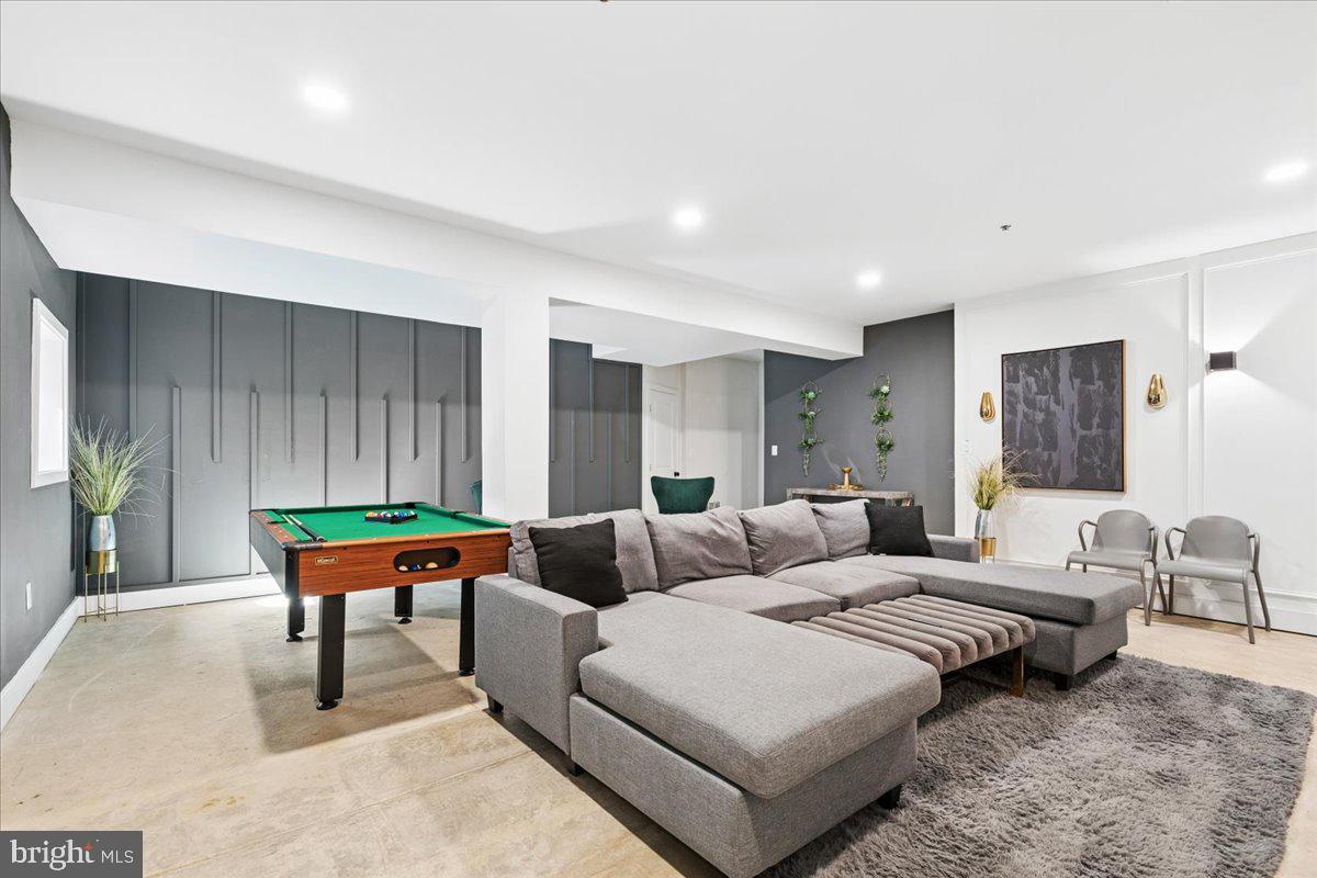 ARUNDEL ON THE BAY - Residential