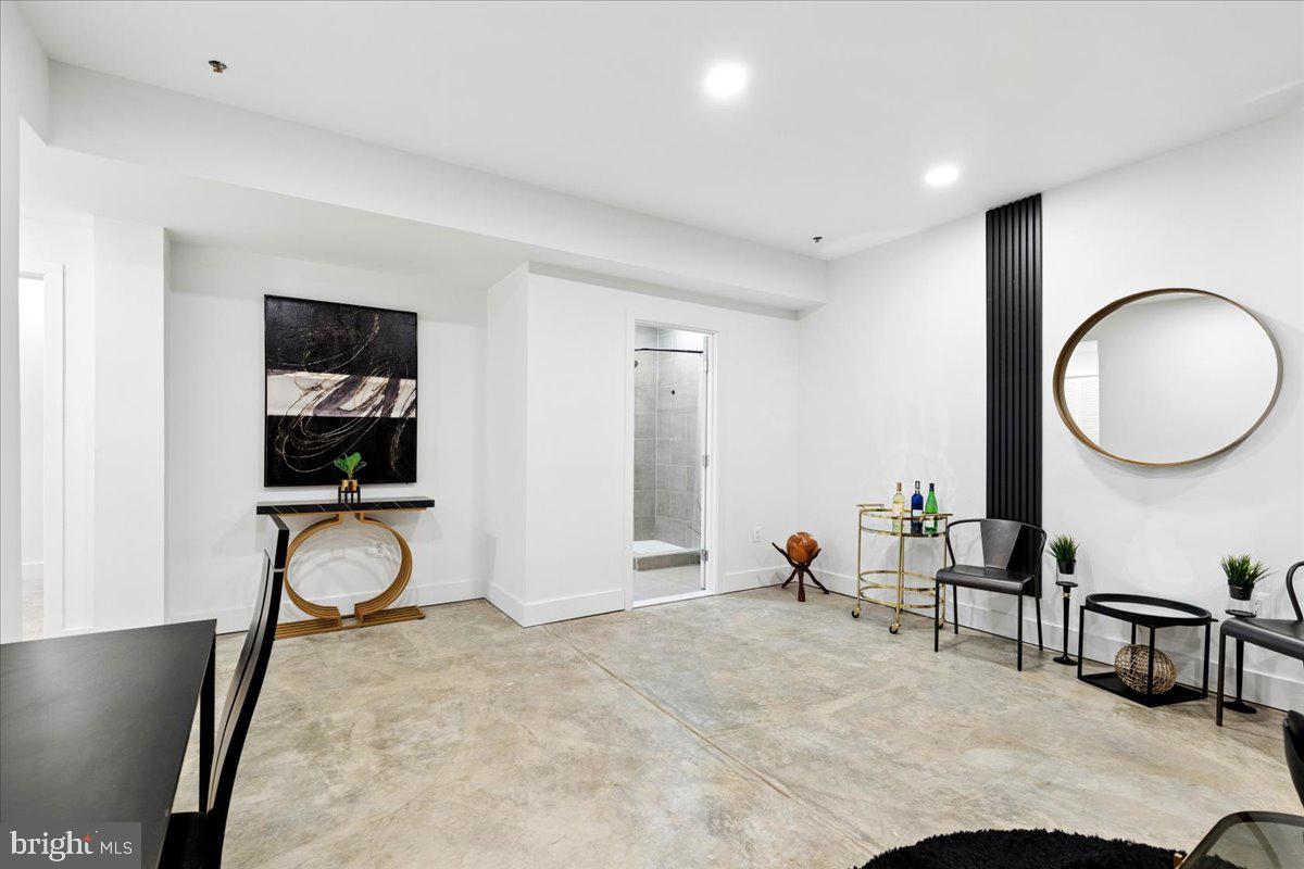 ARUNDEL ON THE BAY - Residential