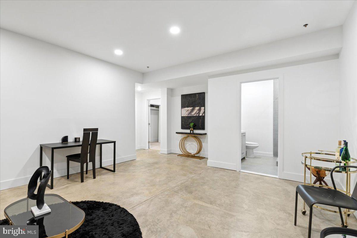 ARUNDEL ON THE BAY - Residential