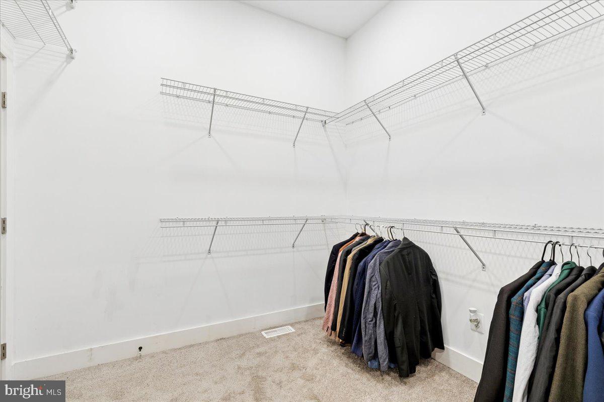 ARUNDEL ON THE BAY - Residential