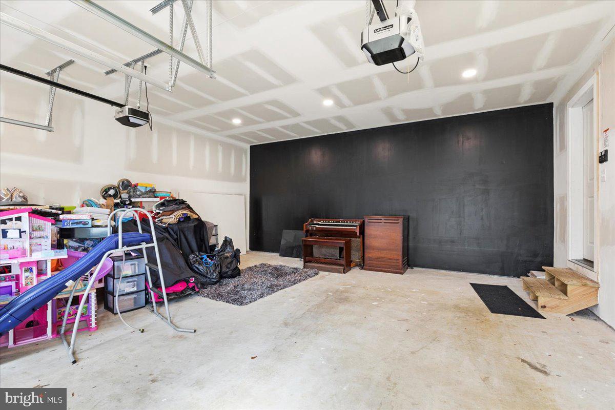 ARUNDEL ON THE BAY - Residential