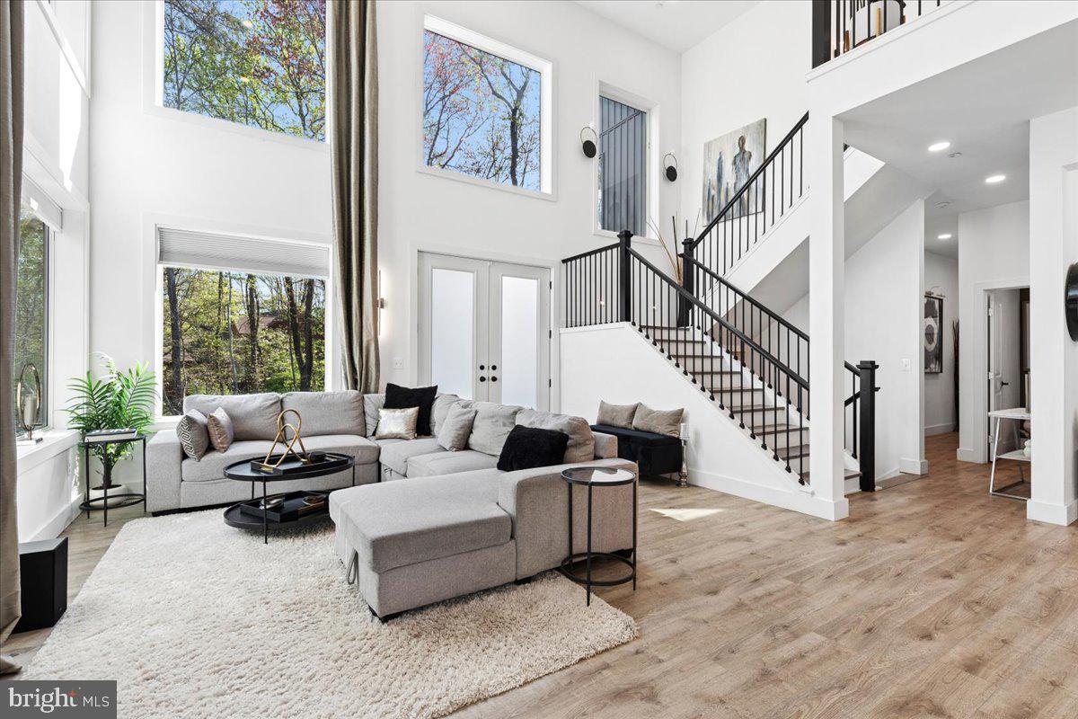 ARUNDEL ON THE BAY - Residential