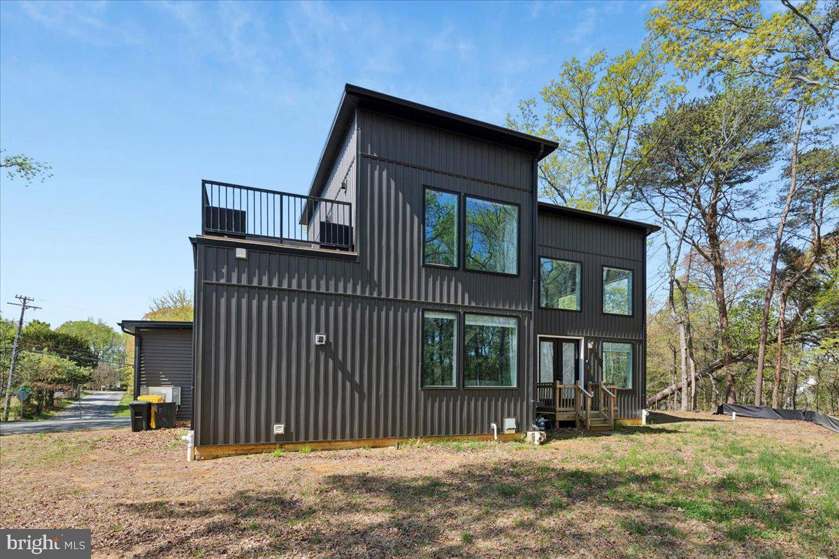 ARUNDEL ON THE BAY - Residential