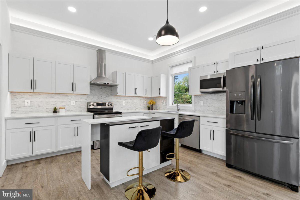 ARUNDEL ON THE BAY - Residential