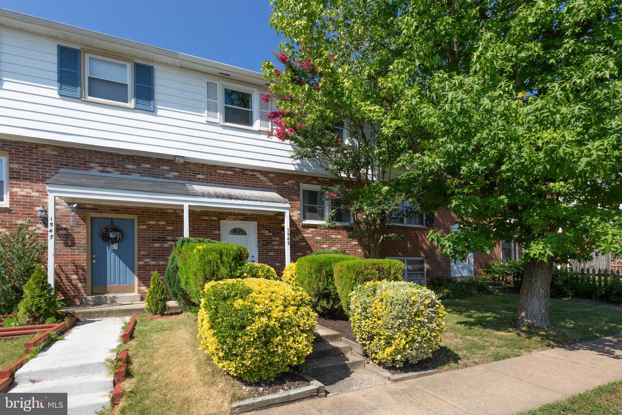 WILLIAMSTOWN - Residential