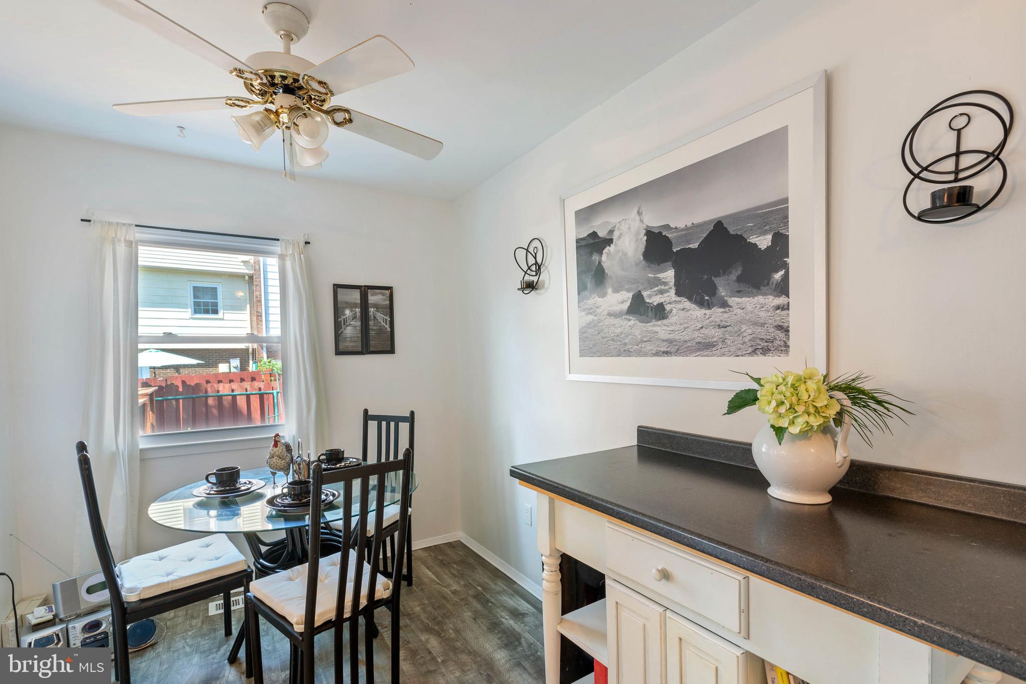 WILLIAMSTOWN - Residential
