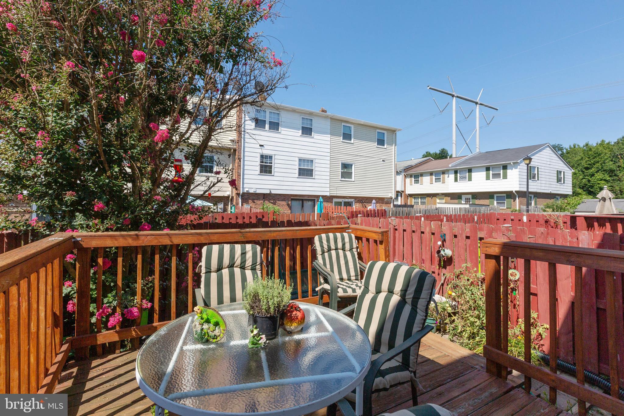 WILLIAMSTOWN - Residential