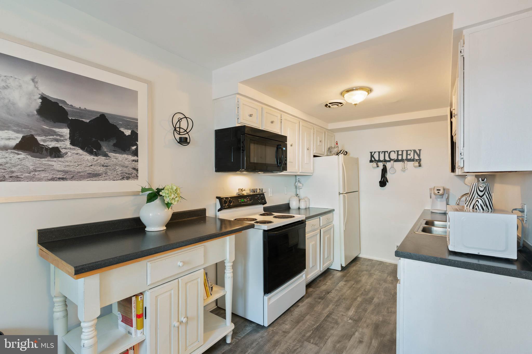 WILLIAMSTOWN - Residential