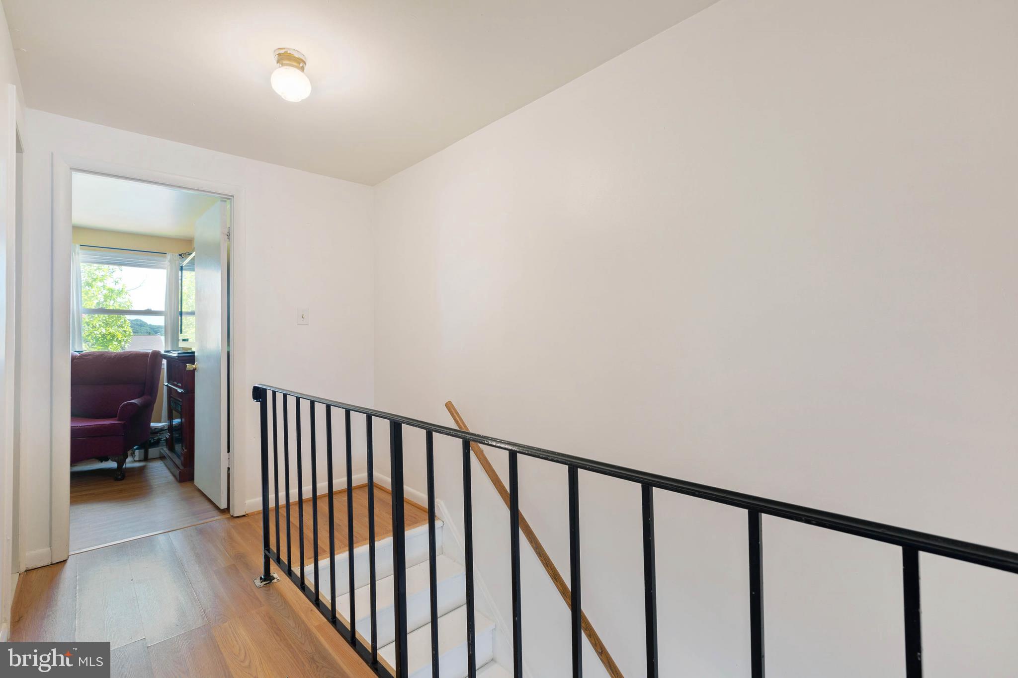 WILLIAMSTOWN - Residential