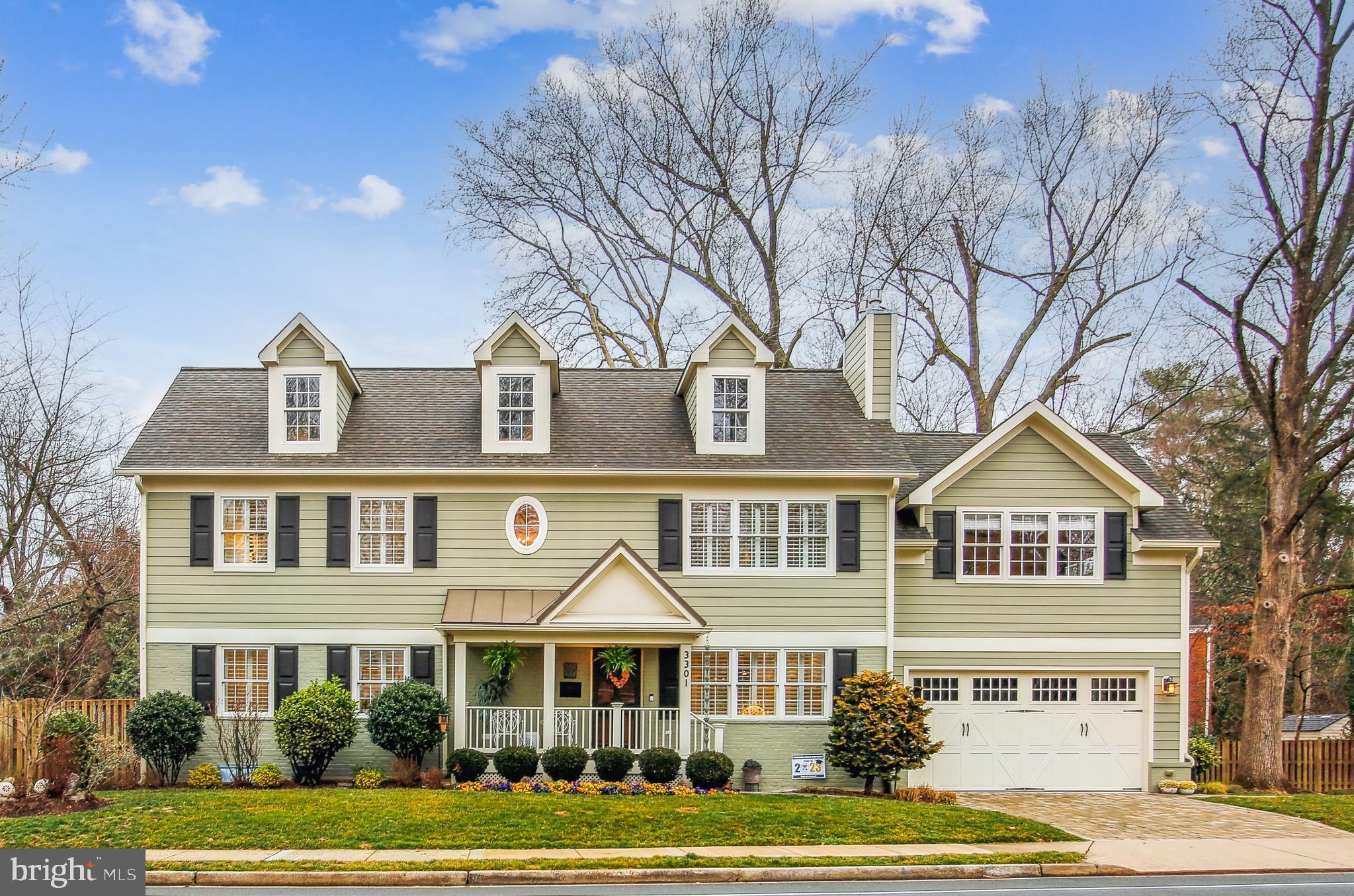 CRESCENT HILLS - Residential