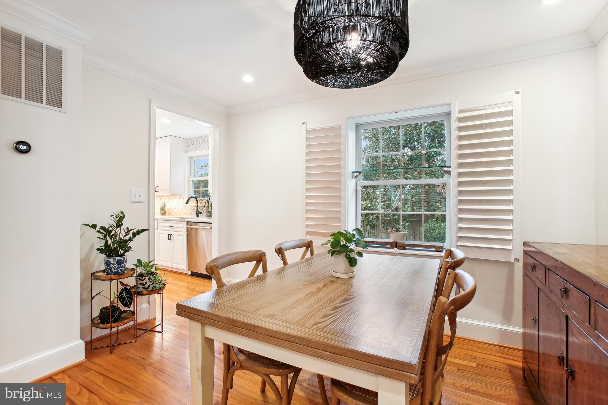 CRESCENT HILLS - Residential