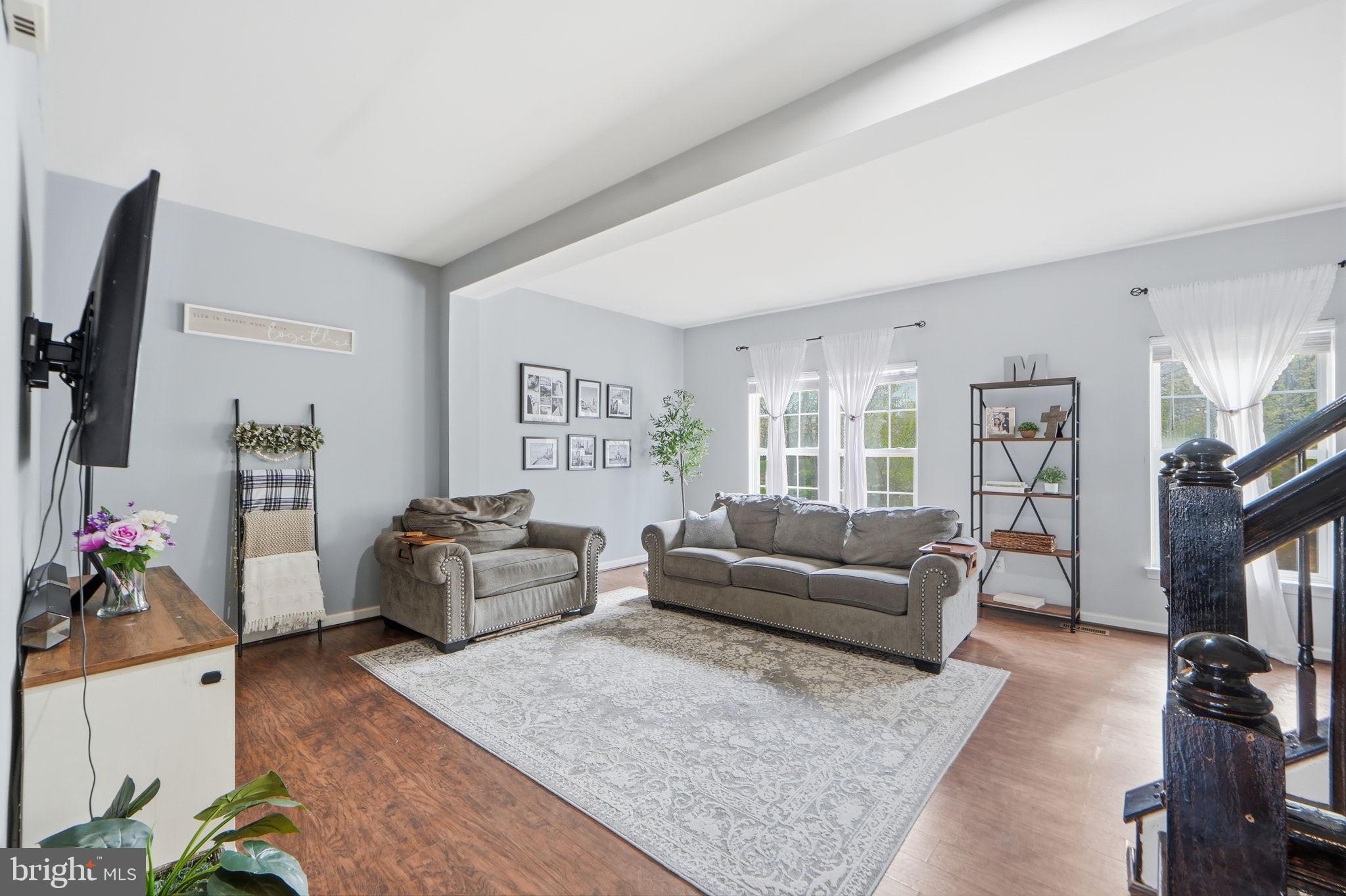 SOMERSET - Residential