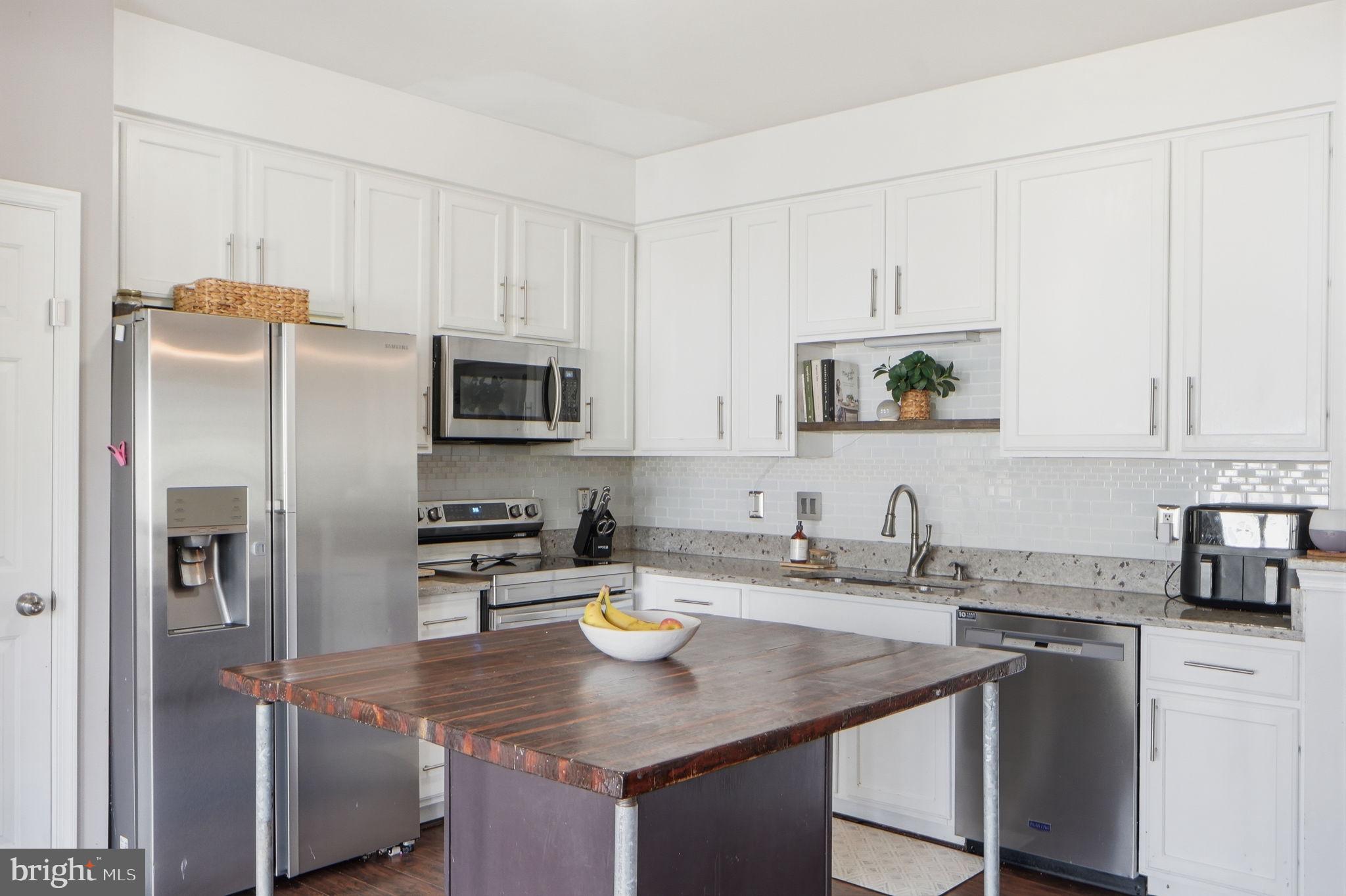 SOMERSET - Residential