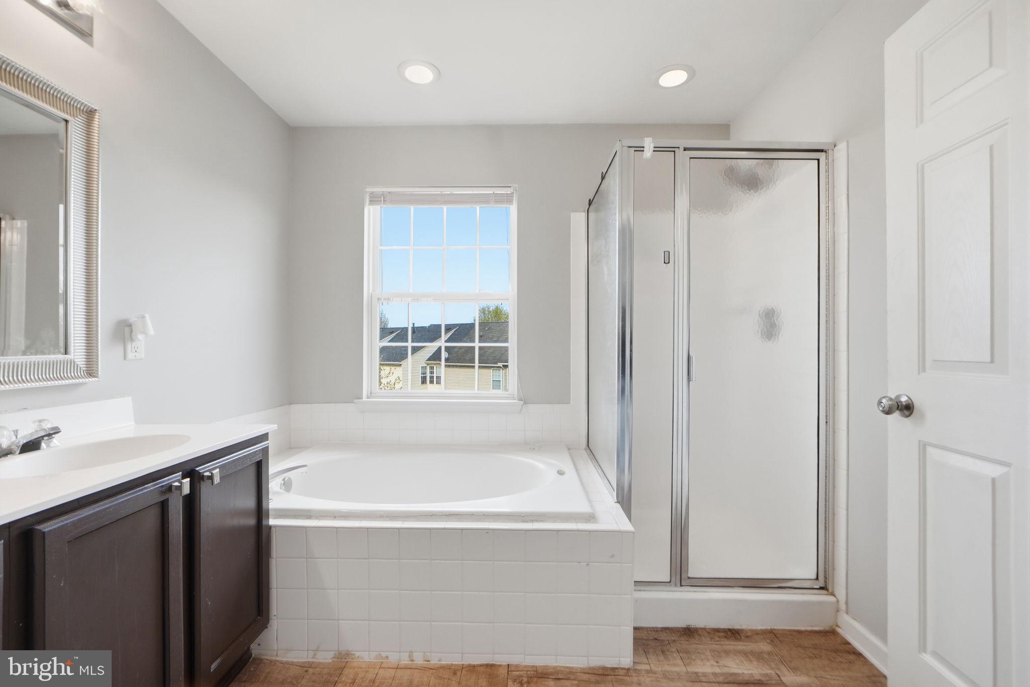 SOMERSET - Residential