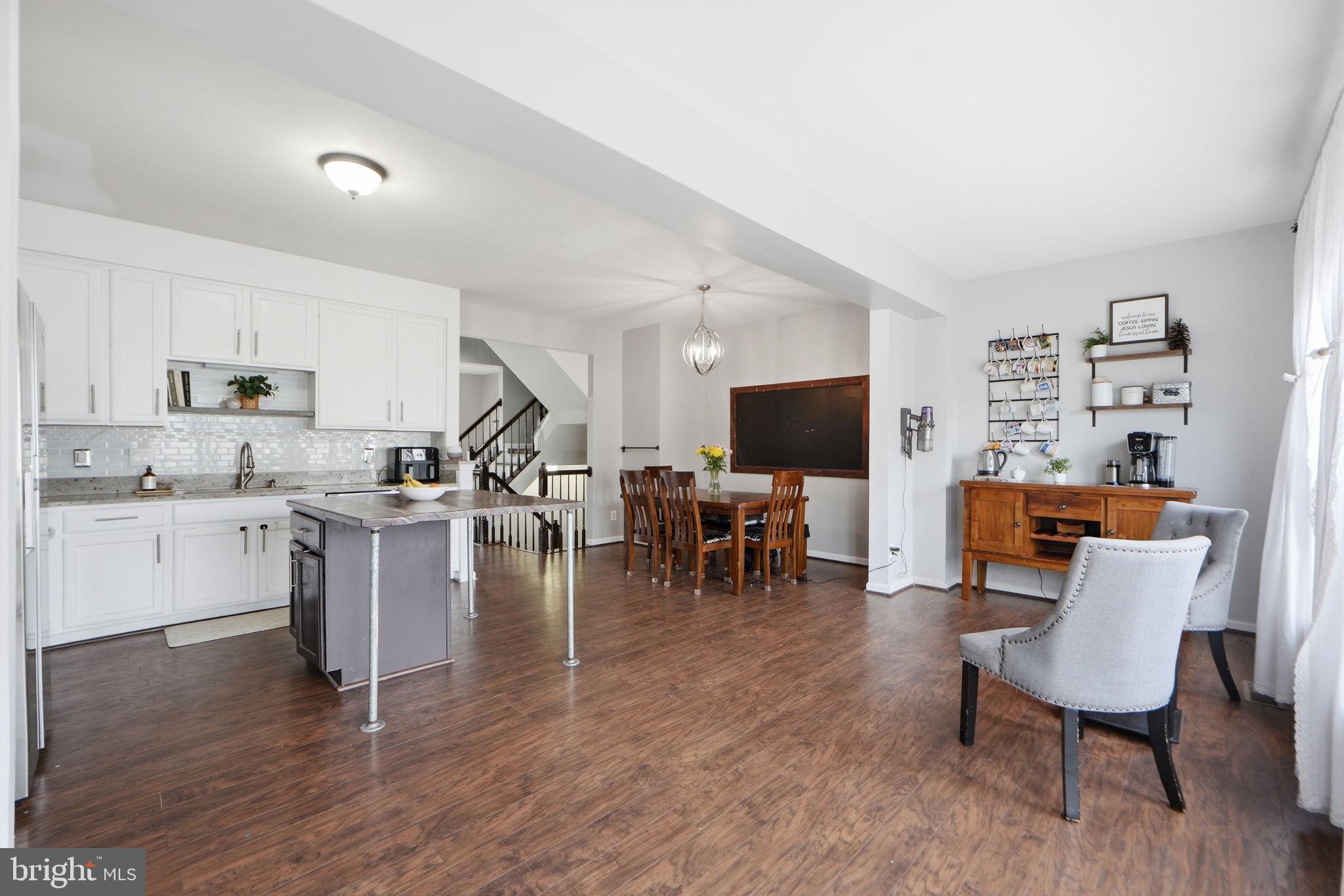 SOMERSET - Residential