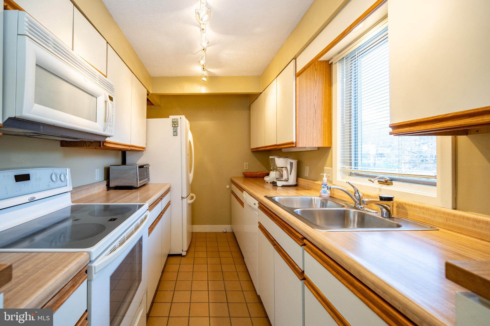 ARROWHEAD - Residential