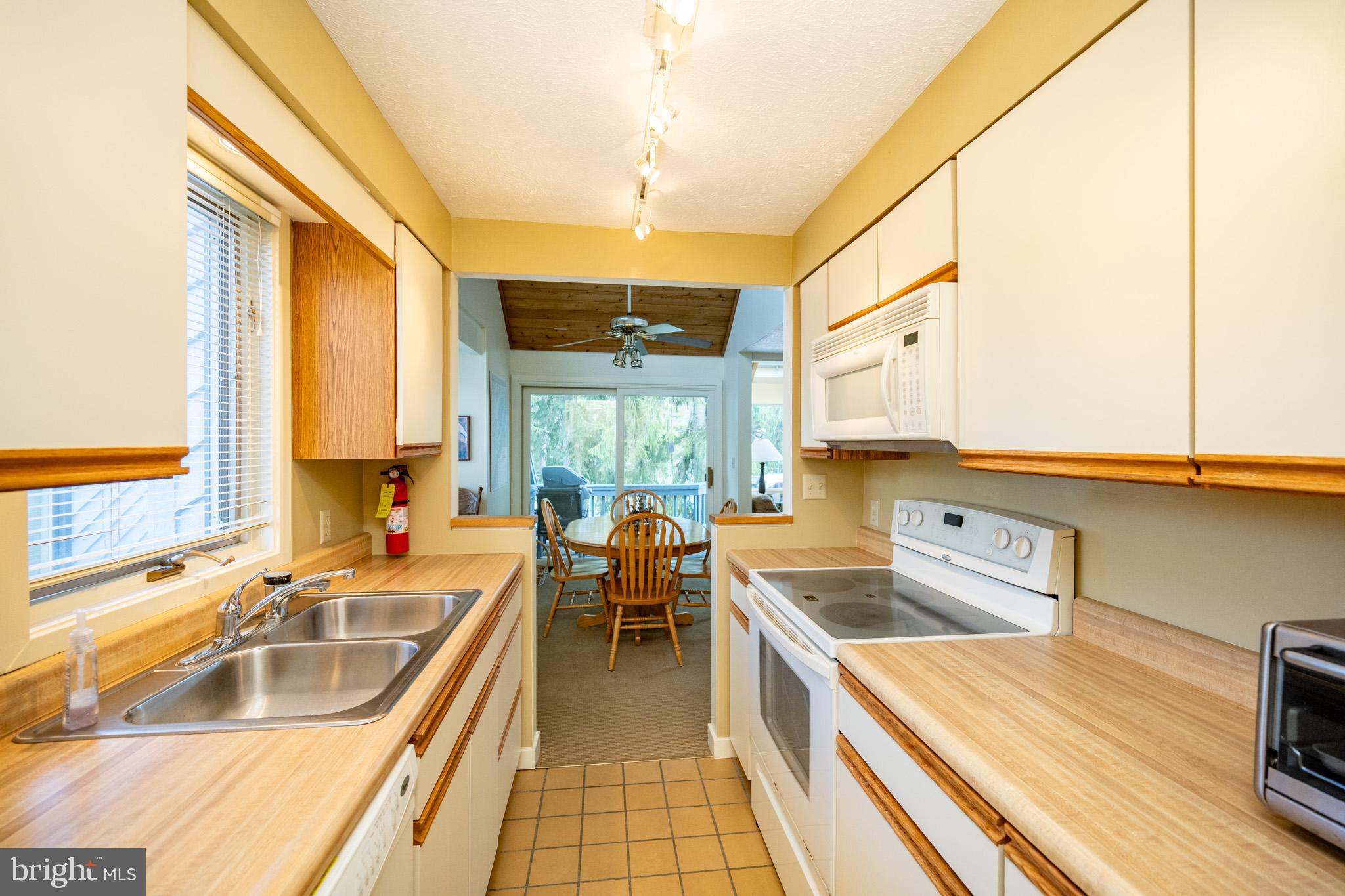 ARROWHEAD - Residential