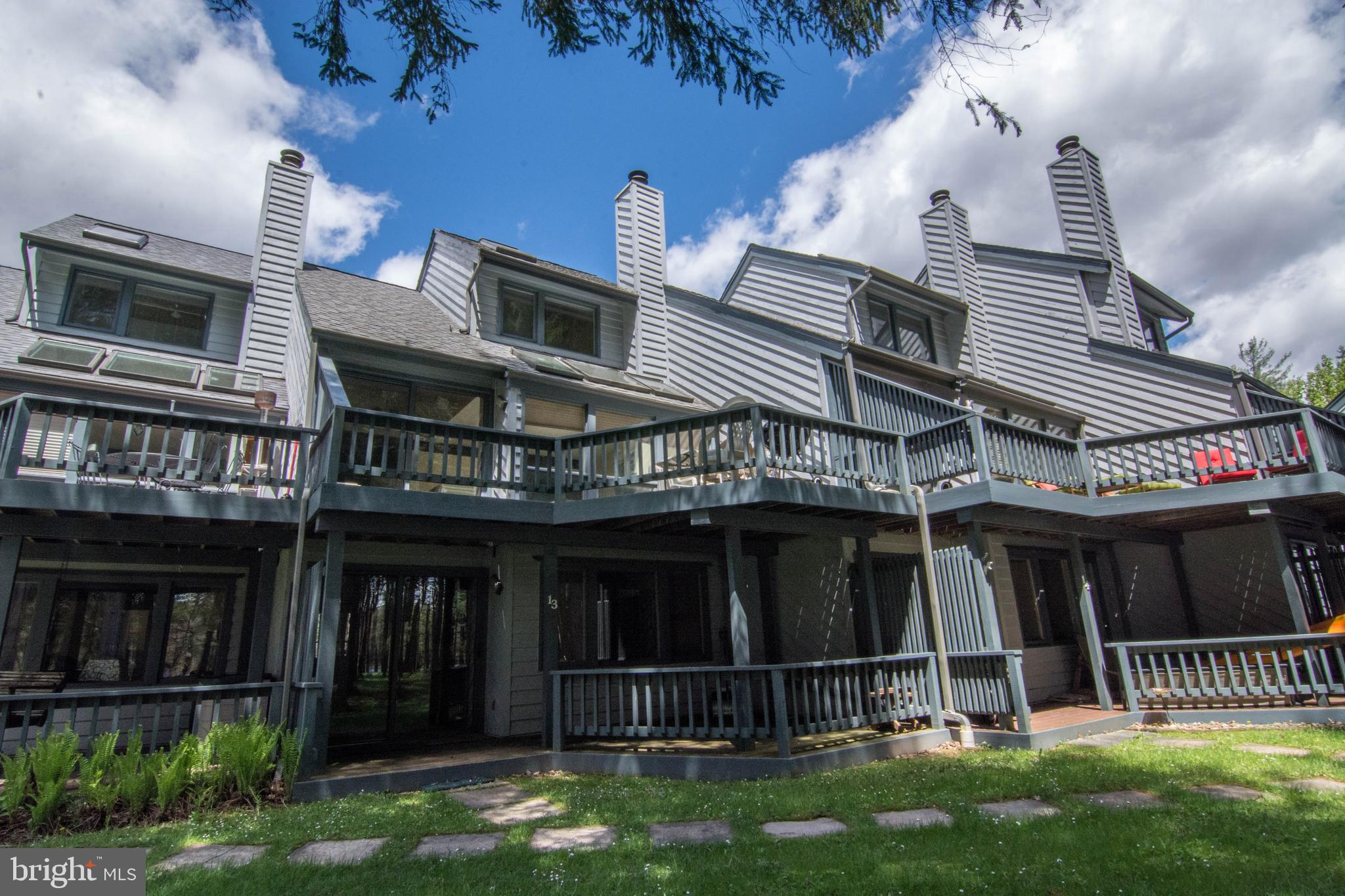 ARROWHEAD - Residential