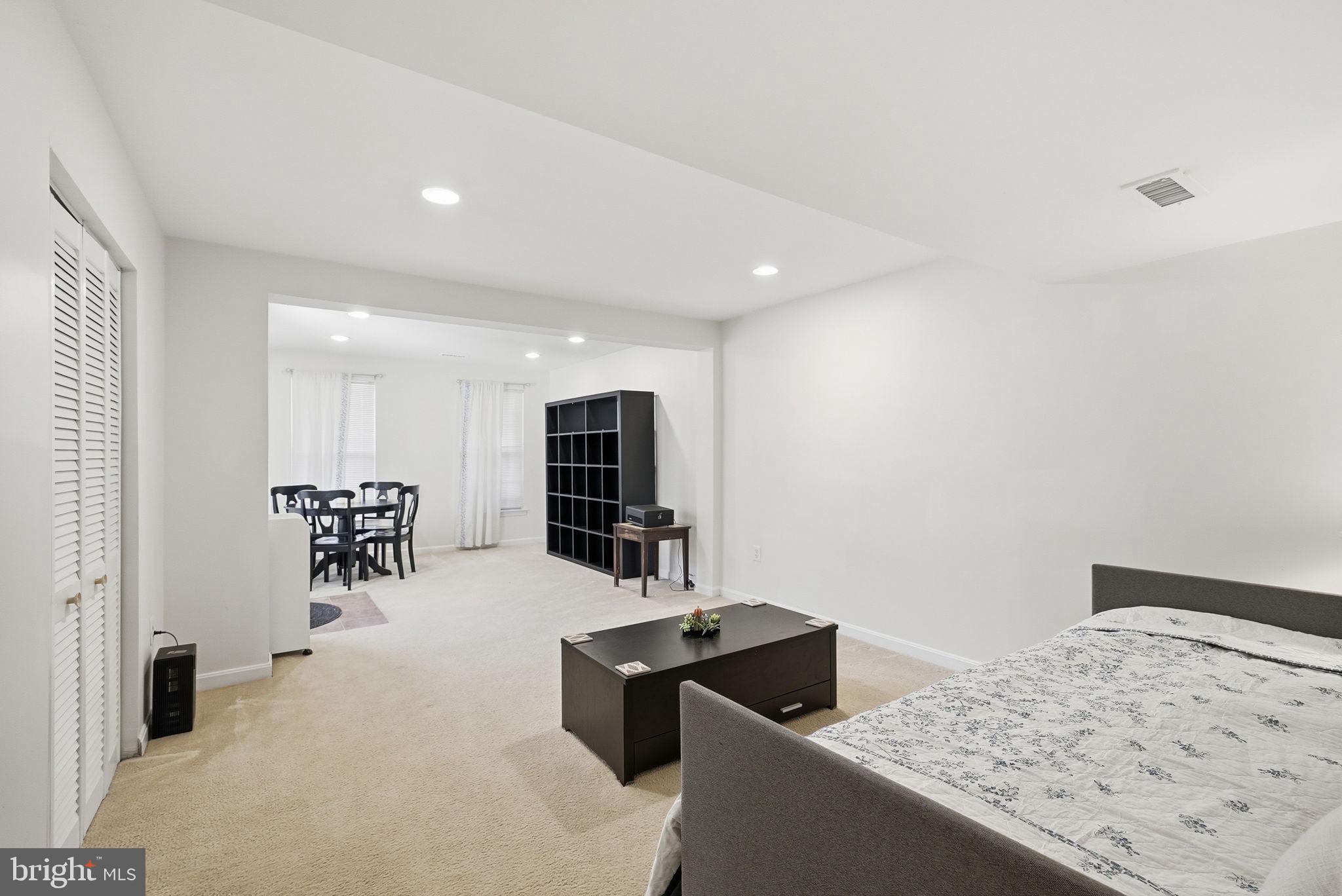 GREENHILL CROSSING - Residential