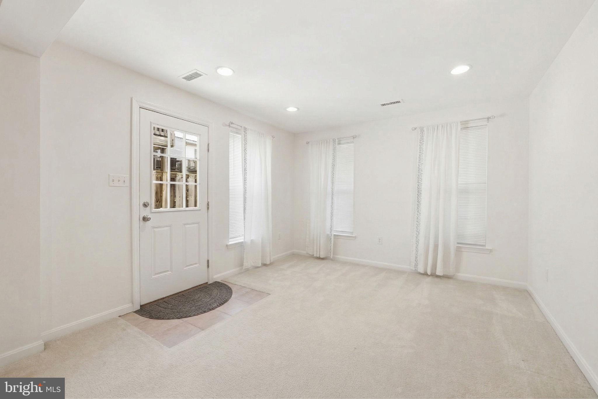 GREENHILL CROSSING - Residential