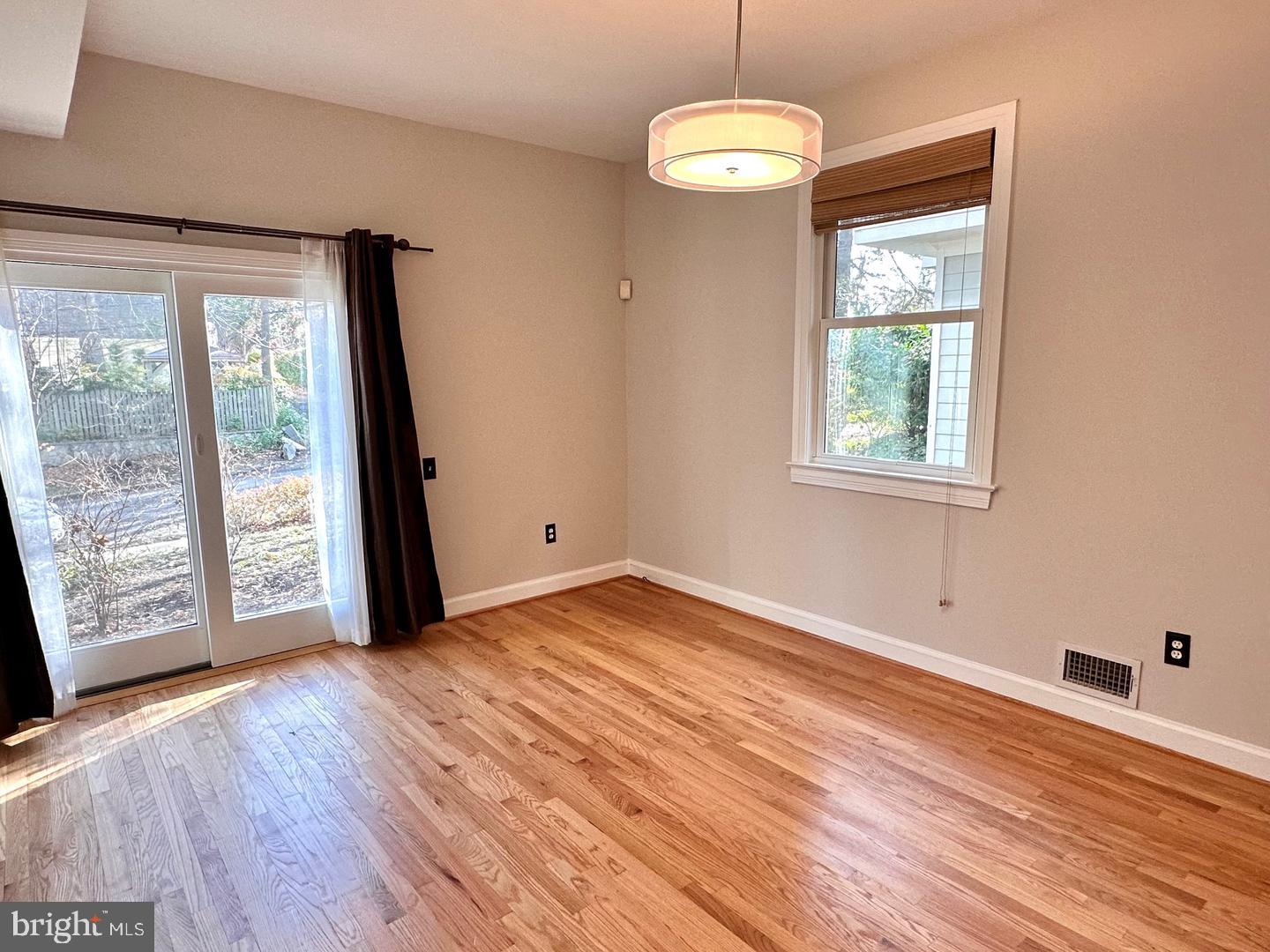 505 CARLISLE DRIVE