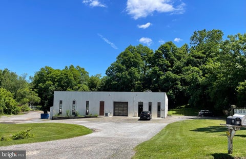 Photo of 31 Mount Pleasant Road #B, ASTON, PA 19014 (MLS # PADE2125266)