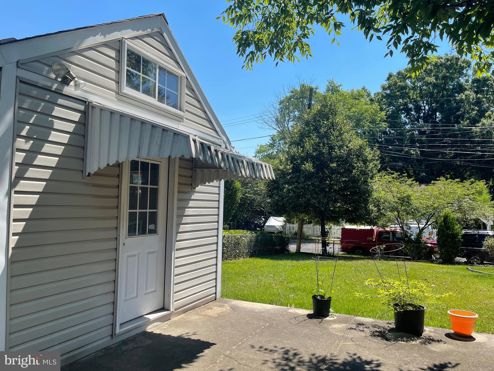 ADELPHI HILLS - Residential