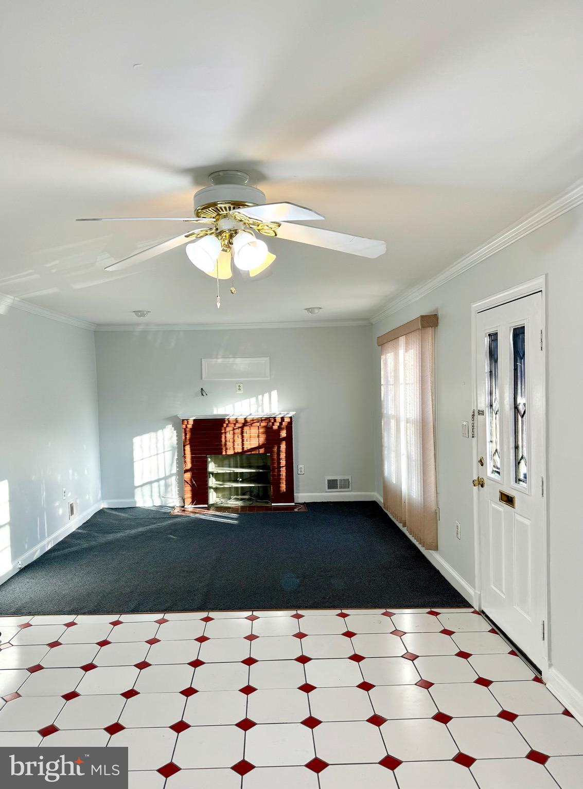 ADELPHI HILLS - Residential