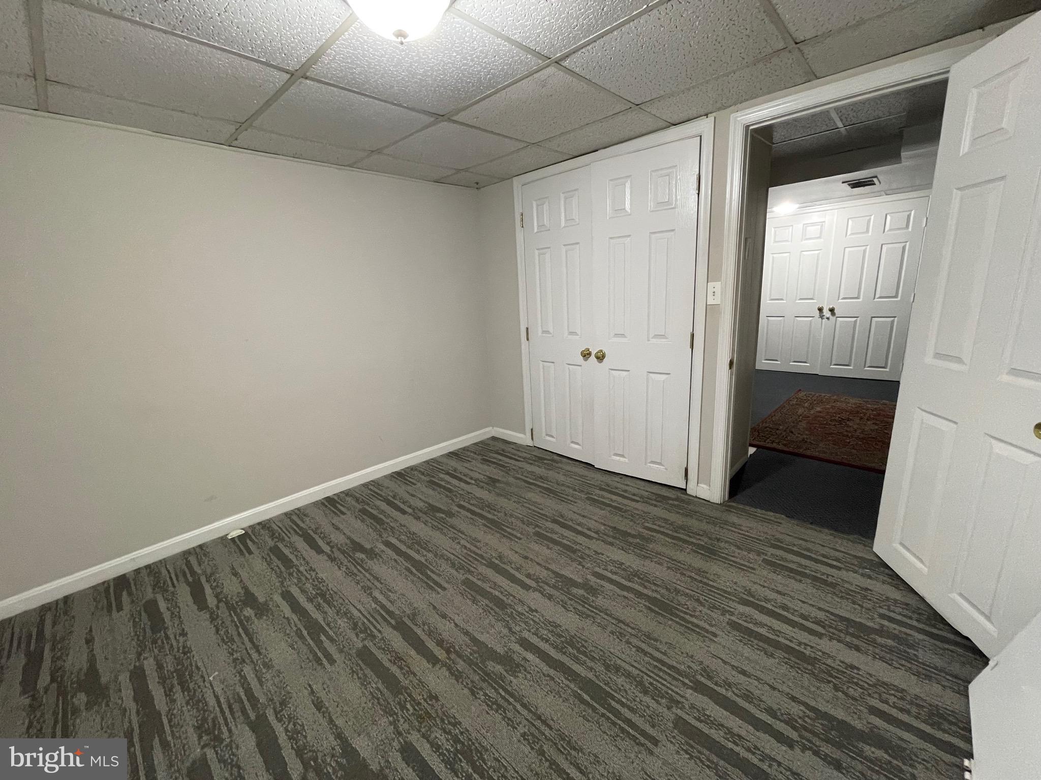 ADELPHI HILLS - Residential